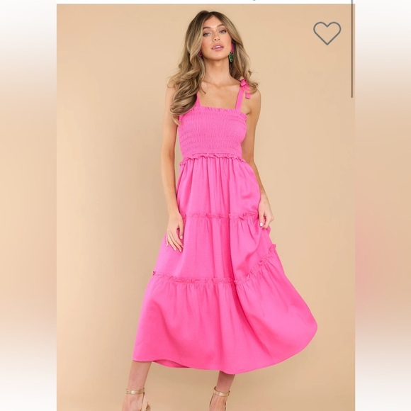 Dresses & Skirts - NEW Pink Smocked Midi Dress